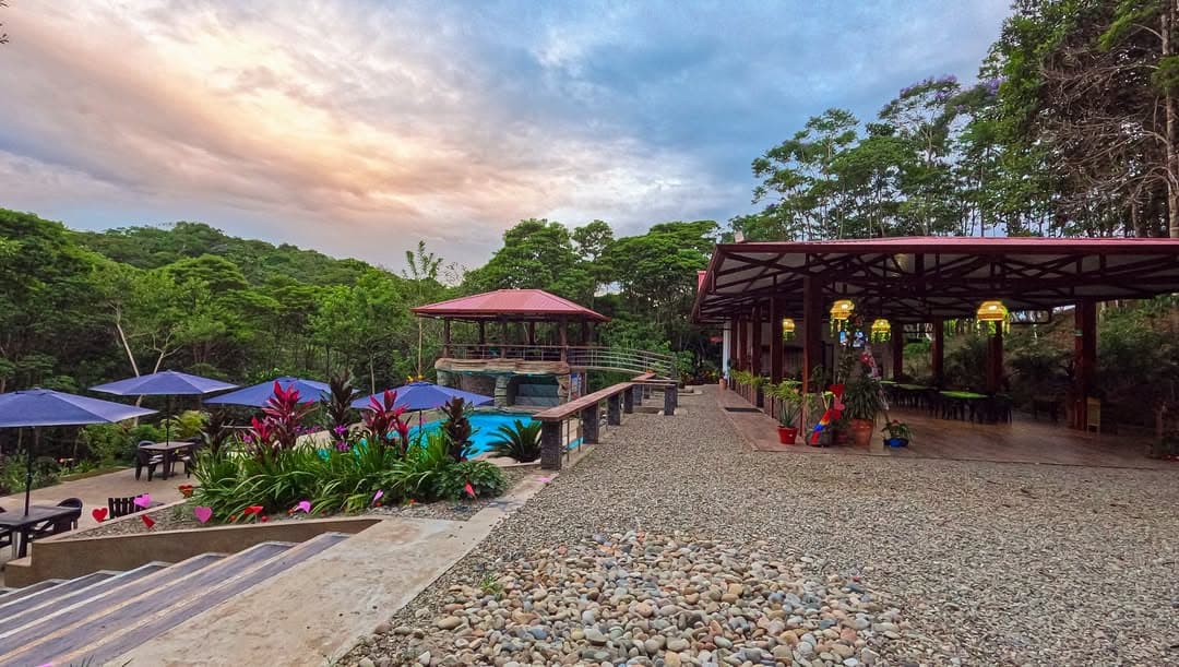 Experiencia natural en Yatama Ecohotel